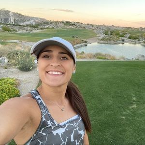 Meet your Posher, Michaela